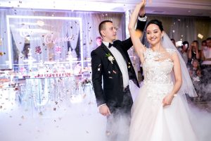 Професійна постановка першого весільного танцю молодят - 417